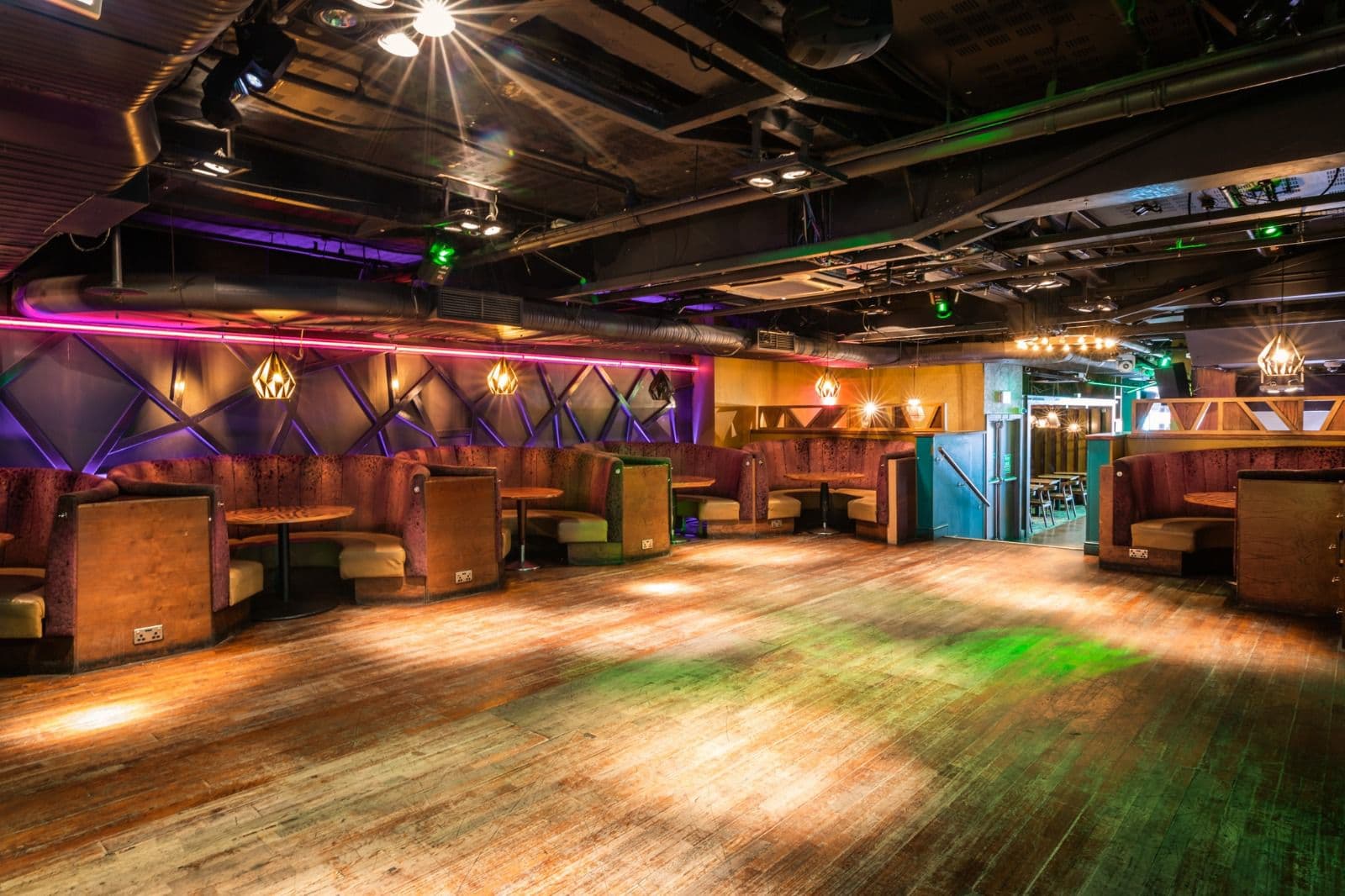 Luxe Bar